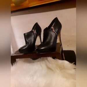 Ladies  high heel ankle boots